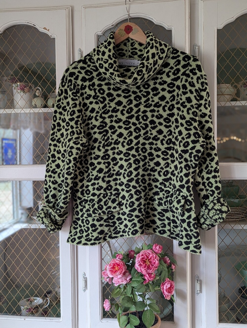 🐆💚VTG 90s Leopard Print Cowl Neck Sweater in Neon Lime Green and Black Cozy